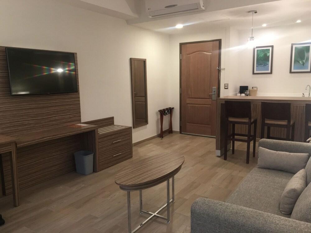 Wyndham Garden Monterrey Valle Real Dış mekan fotoğraf
