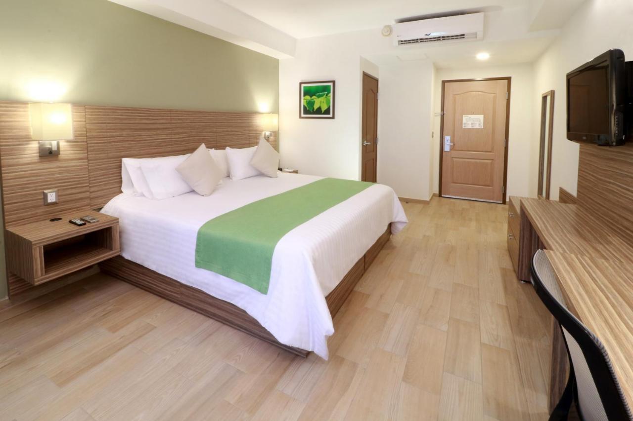 Wyndham Garden Monterrey Valle Real Dış mekan fotoğraf