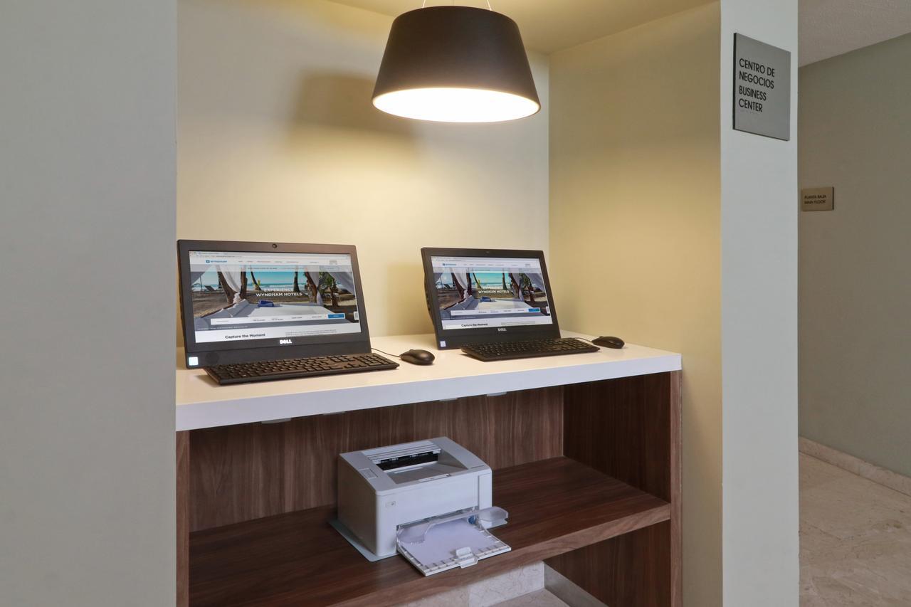 Wyndham Garden Monterrey Valle Real Dış mekan fotoğraf