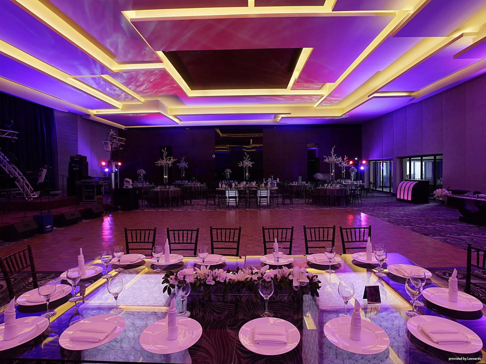 Wyndham Garden Monterrey Valle Real Dış mekan fotoğraf
